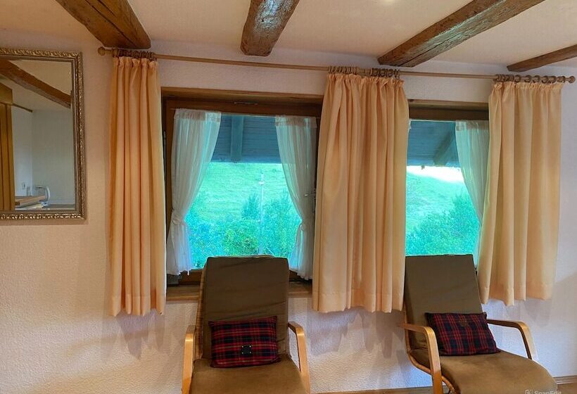 بنسيون Room In Guest Room   Double Room Linden Blossom