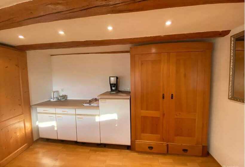 بنسيون Room In Guest Room   Double Room Linden Blossom