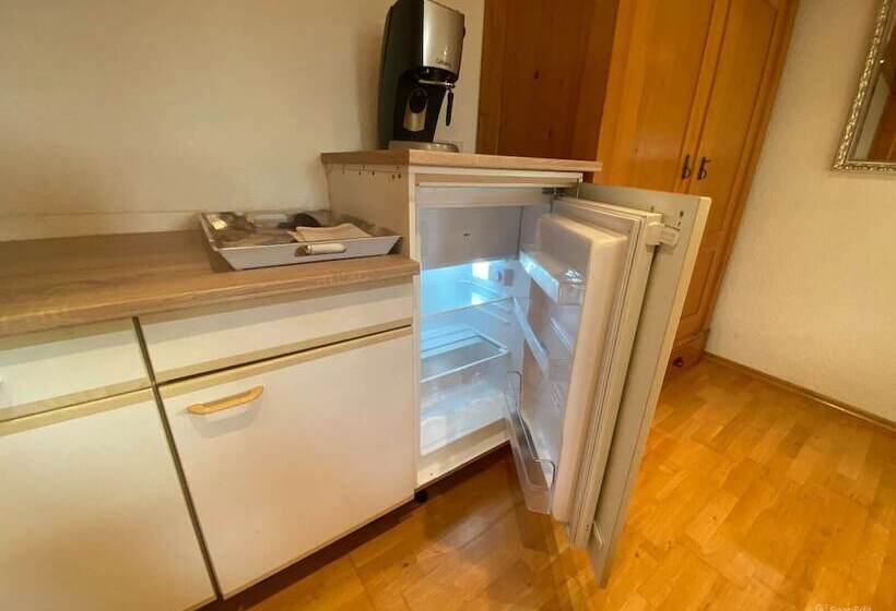 بنسيون Room In Guest Room   Double Room Linden Blossom