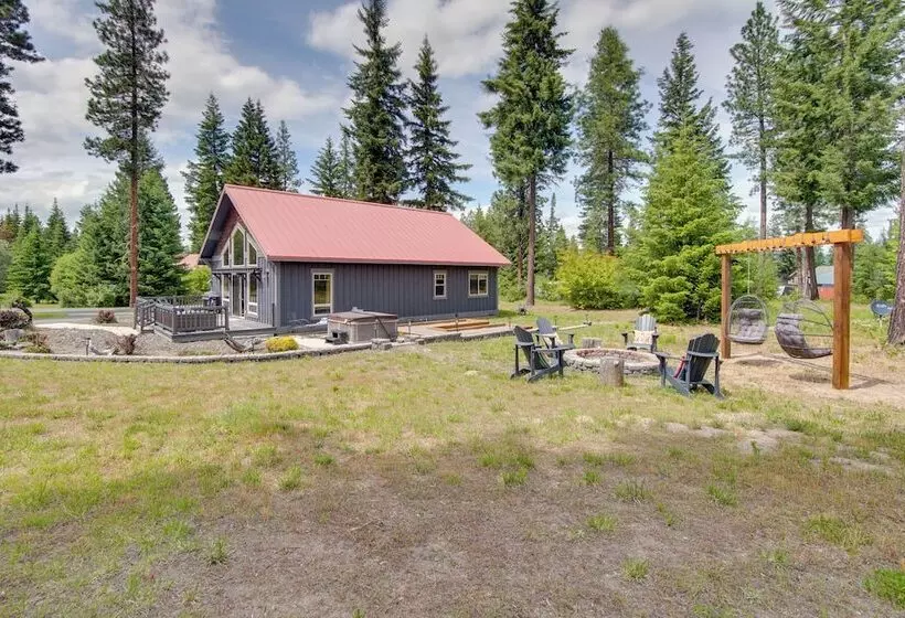 Hot Tub & Fire Pit: Cle Elum Escape!