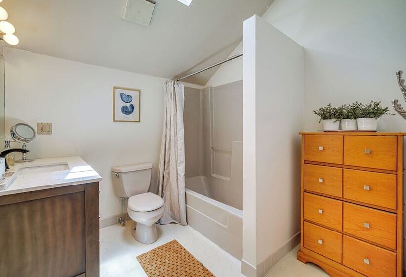 Serene Cape May Home W/ Furnished Deck & Gas Grill