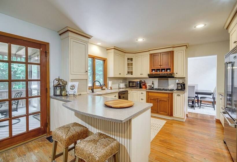 Serene Cape May Home W/ Furnished Deck & Gas Grill