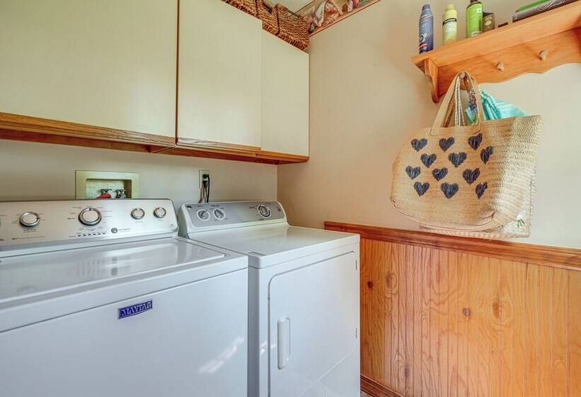 Serene Cape May Home W/ Furnished Deck & Gas Grill