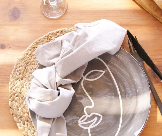 Thalia Bloom Villa Apartments