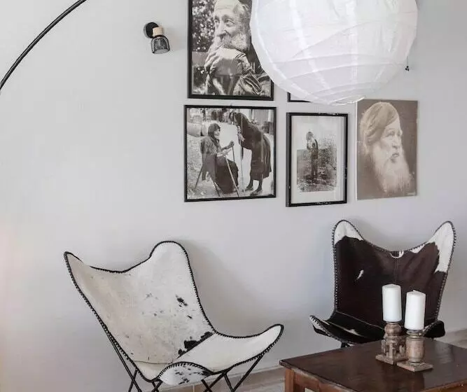 Thalia Bloom Villa Apartments