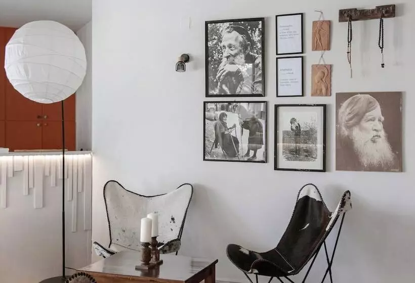 Thalia Bloom Villa Apartments