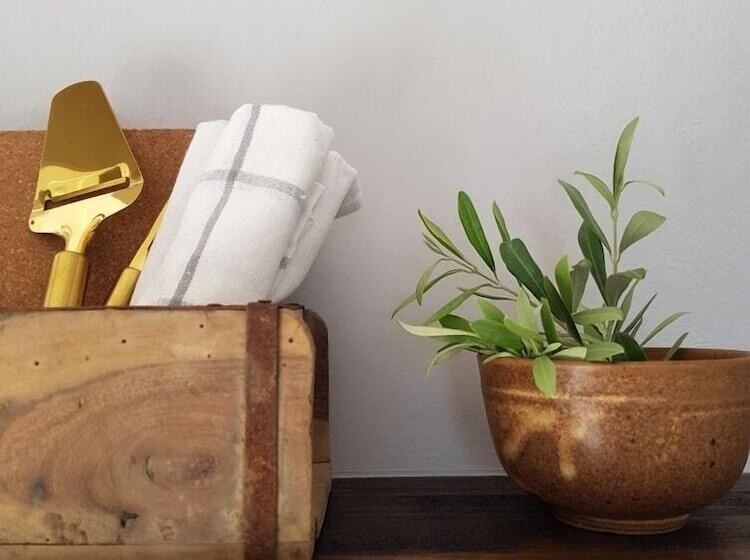 Thalia Bloom Villa Apartments