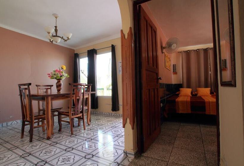 پانسیون Casa Yaima