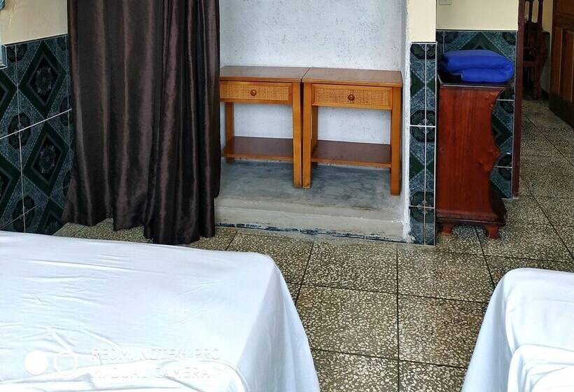 پانسیون Casa Yaima