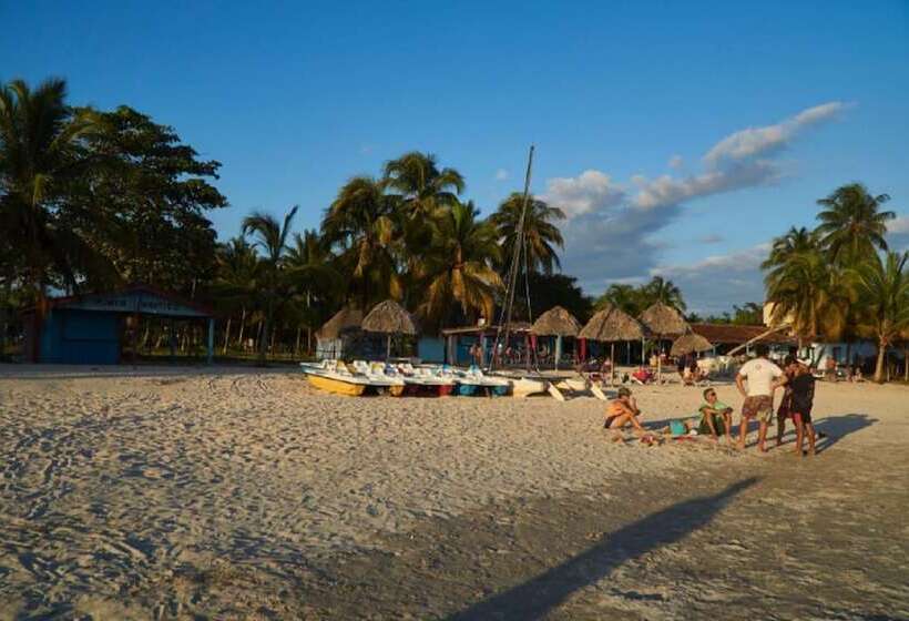 پانسیون Casa Yaima