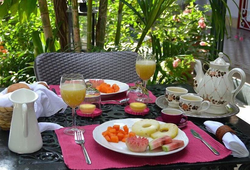 پانسیون Hostal Colibri Azul