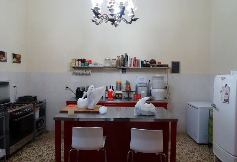 پانسیون Hostal Colibri Azul