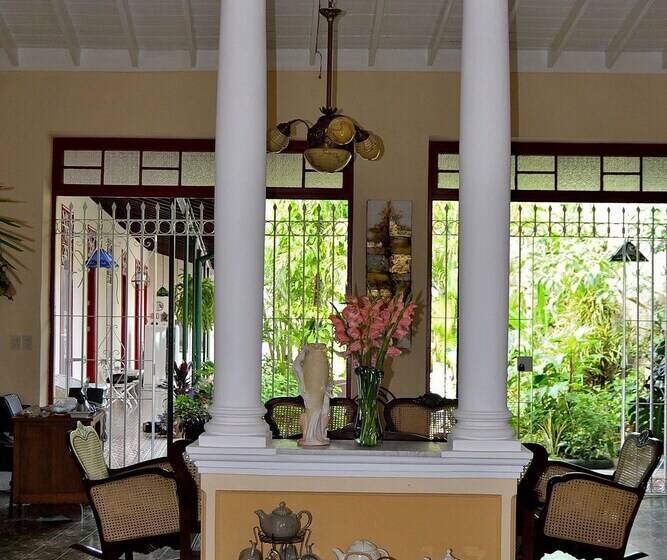 پانسیون Hostal Colibri Azul