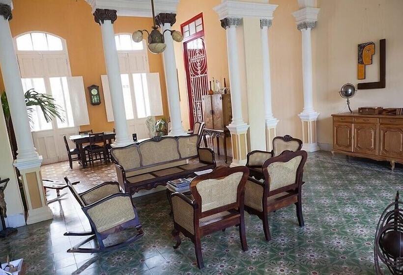 پانسیون Hostal Colibri Azul