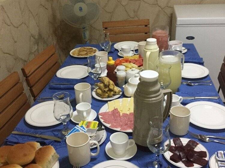 پانسیون Casa Fidel Y Analidys