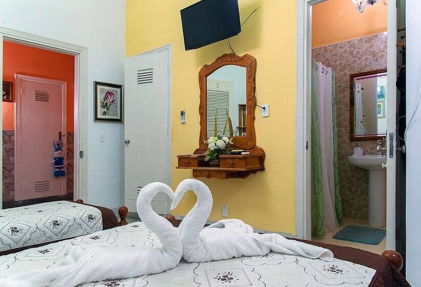 Majatalo Hostal Yakelyn