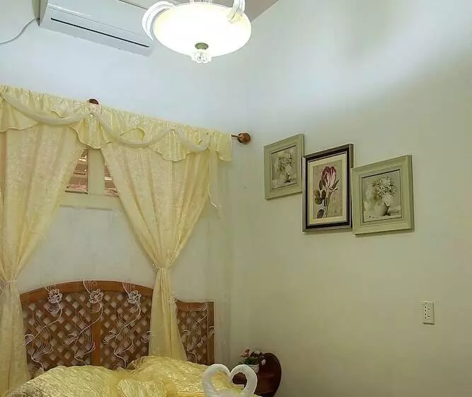 ペンション Hostal Yakelyn