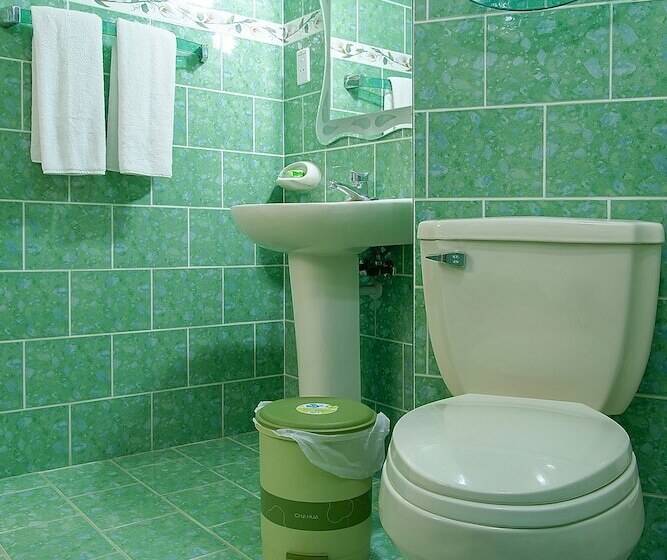 Majatalo Hostal Yakelyn