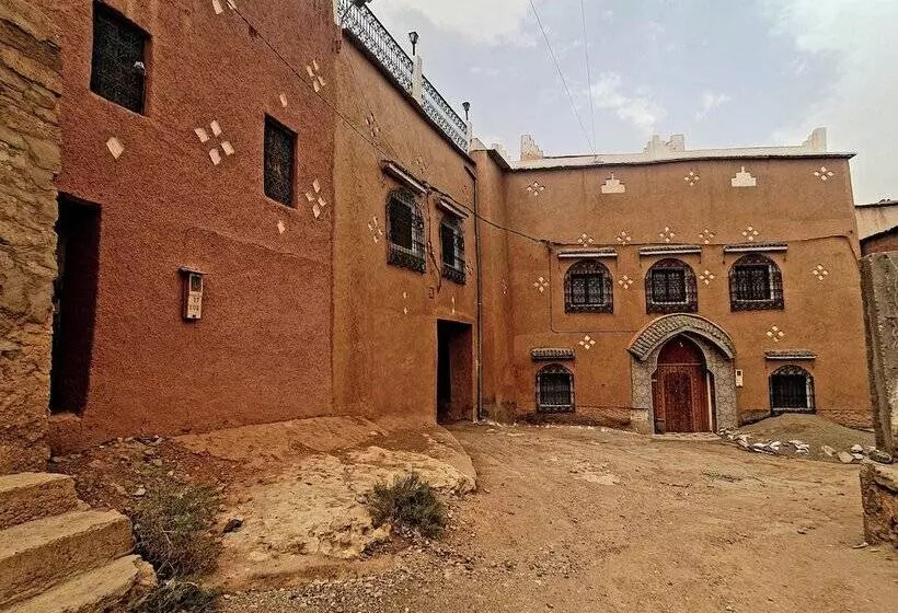 ペンション Riad Taourirte