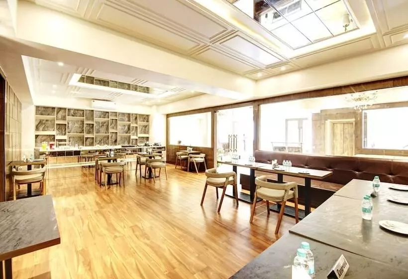 Marks Hotel & Banquet