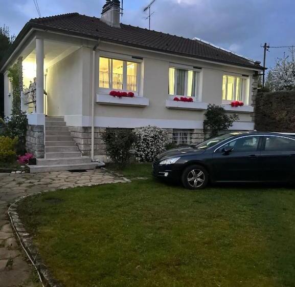 ペンション Olympique House