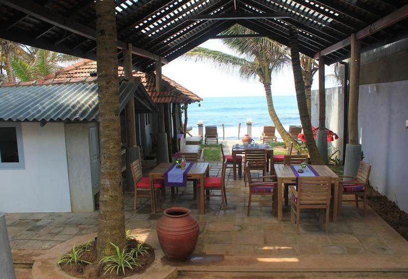 ベッドアンドブレックファースト Eka Beach