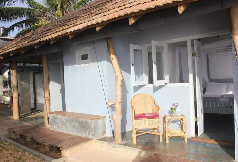 Aamiaismajoitus (B&B) Eka Beach
