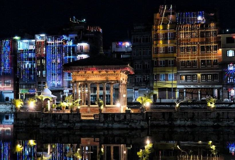 تختخواب و صبحانه Tajaa Pha The Heritage Home