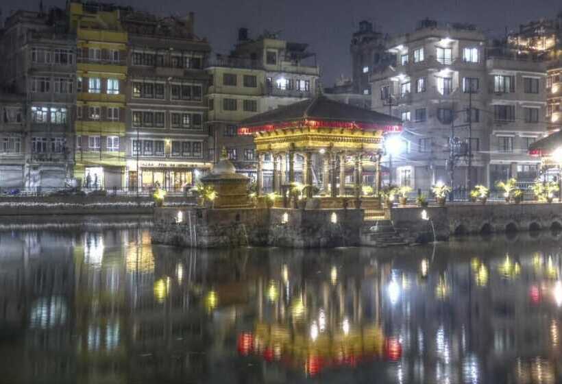 تختخواب و صبحانه Tajaa Pha The Heritage Home