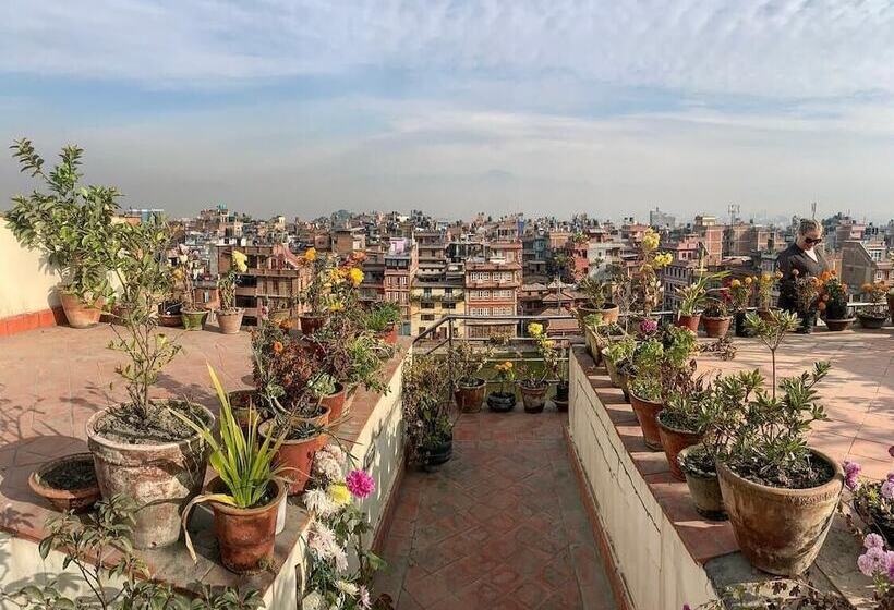 تختخواب و صبحانه Tajaa Pha The Heritage Home