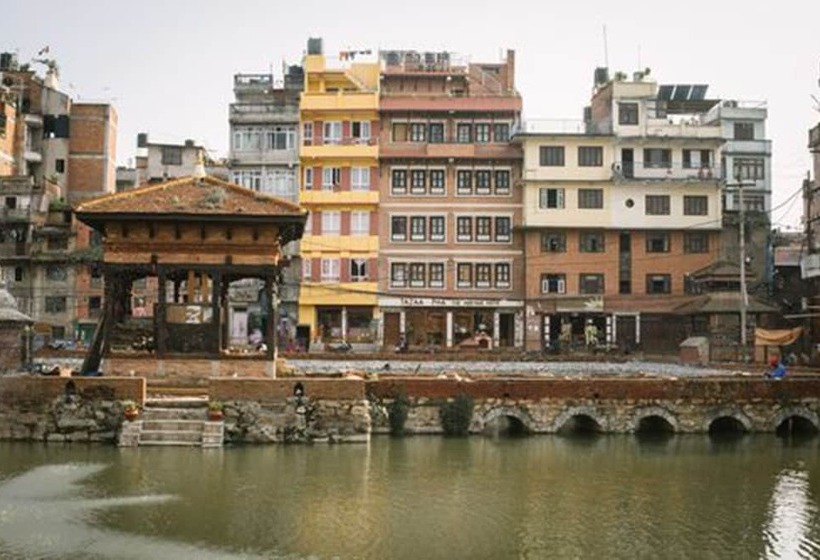 تختخواب و صبحانه Tajaa Pha The Heritage Home