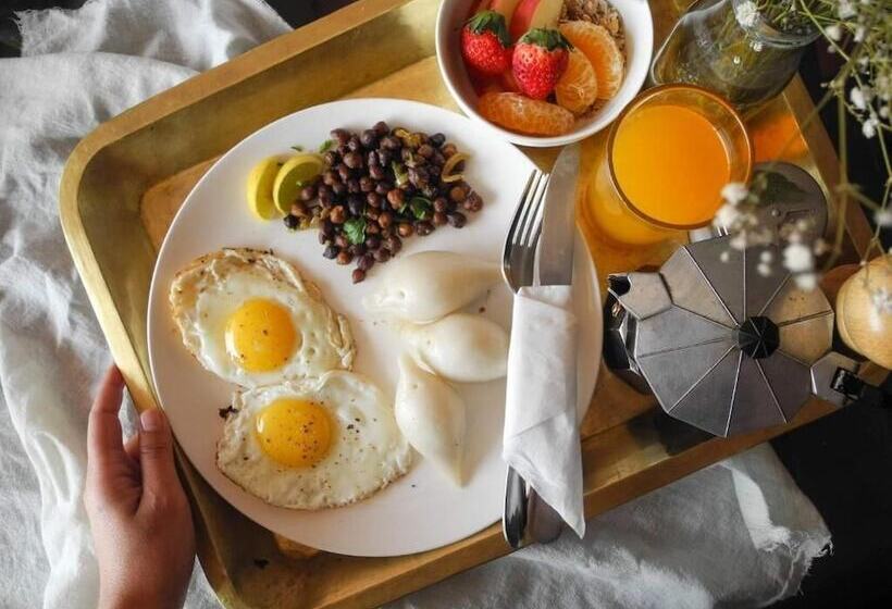 تختخواب و صبحانه Tajaa Pha The Heritage Home