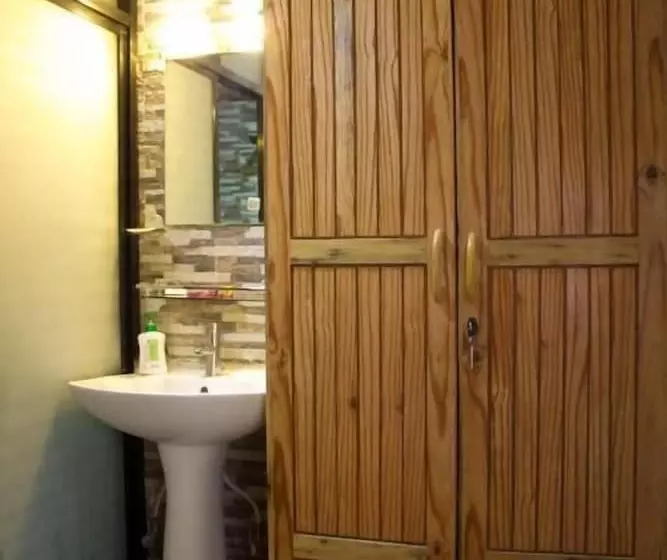 تختخواب و صبحانه Tajaa Pha The Heritage Home
