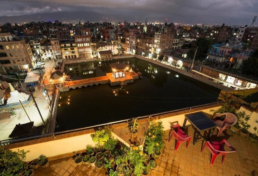 تختخواب و صبحانه Tajaa Pha The Heritage Home