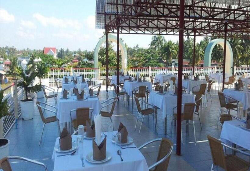 هتل Alliance Resort