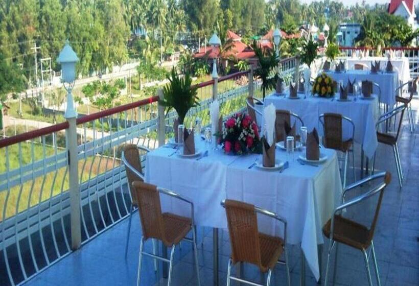 هتل Alliance Resort