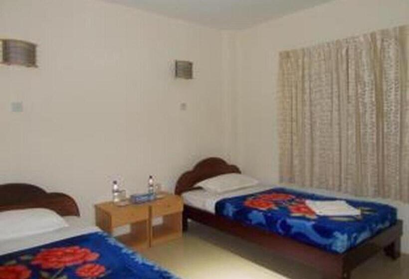 هتل Alliance Resort