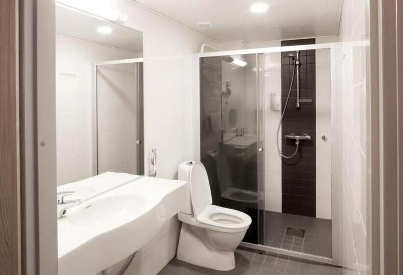 בית מלון כפרי Alvariini