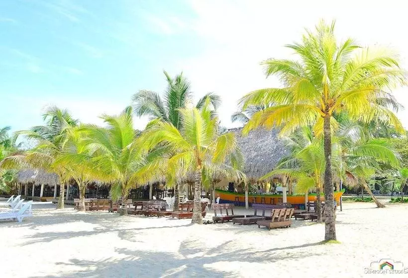 ホテル Arenas Beach