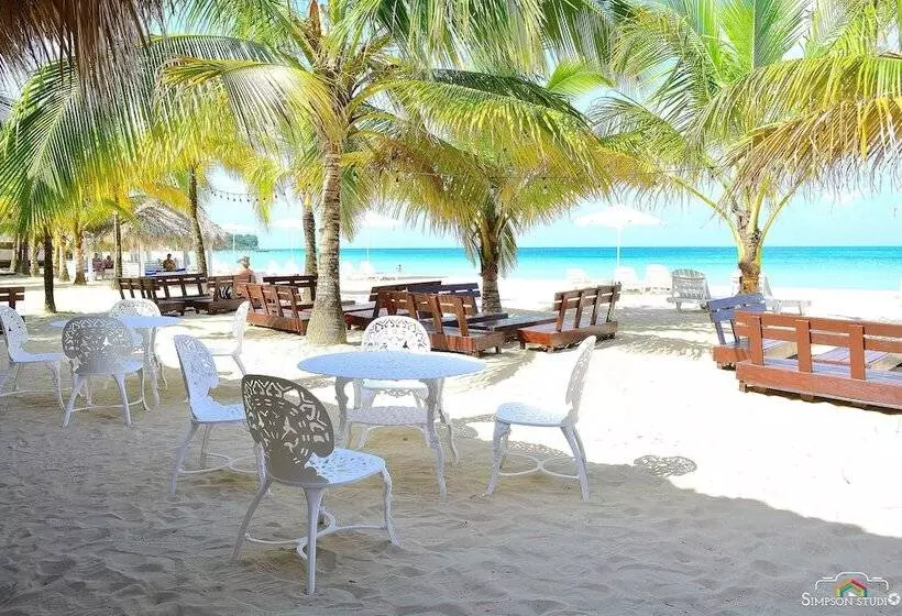 ホテル Arenas Beach