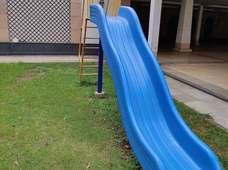 ホテル Chanakya Bnr