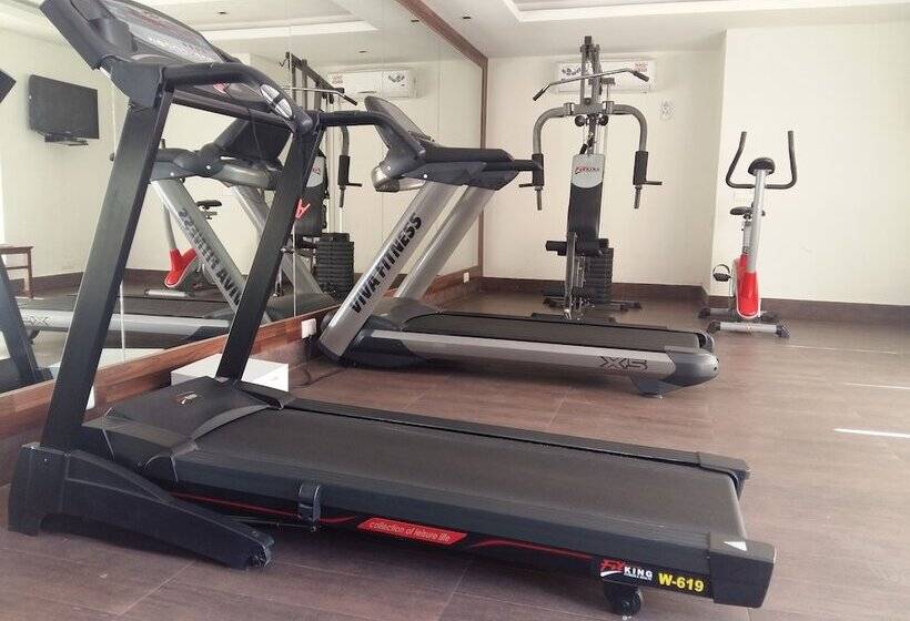 ホテル Chanakya Bnr