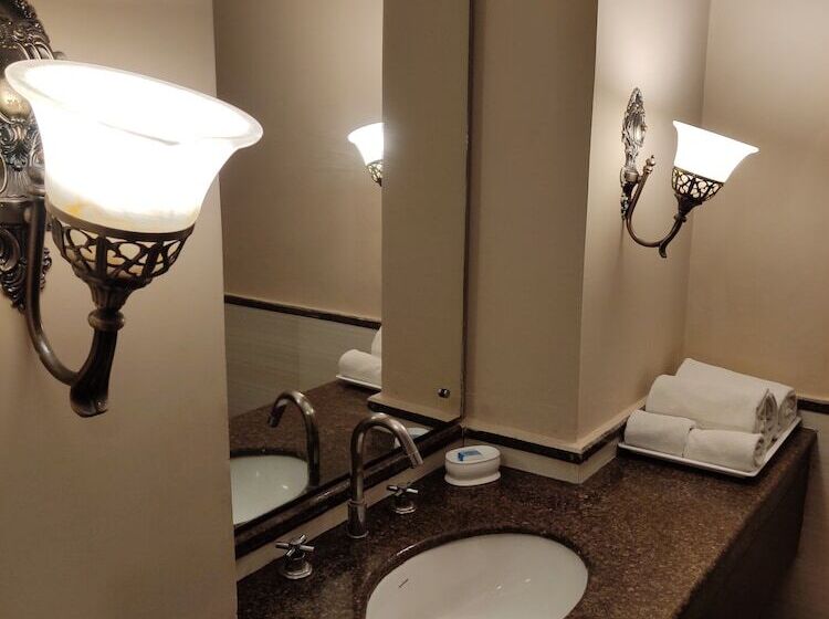 ホテル Chanakya Bnr