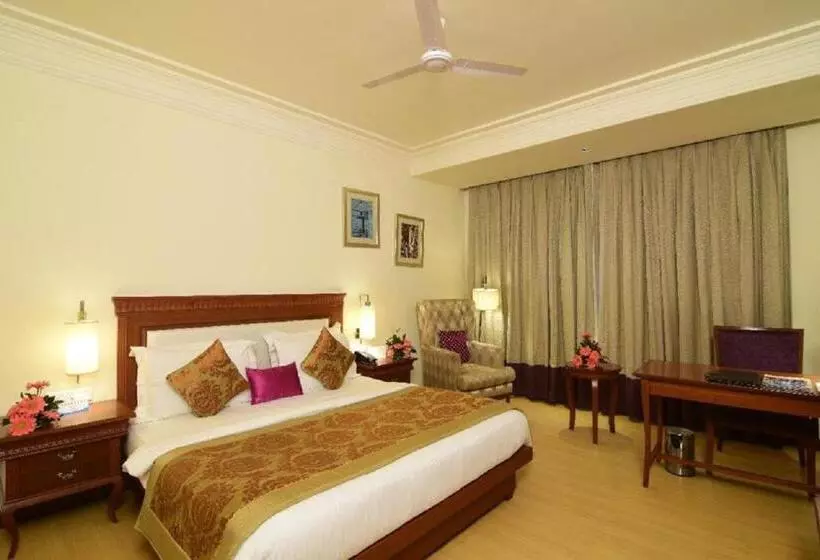 Hotel Chanakya Bnr