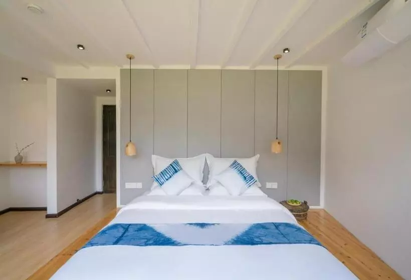 ホテル 肇兴溪舍山堂 Creekside Inn