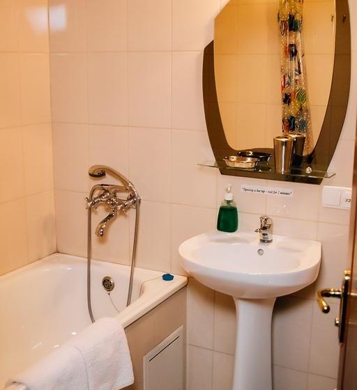 酒店 Dniprovski Zori