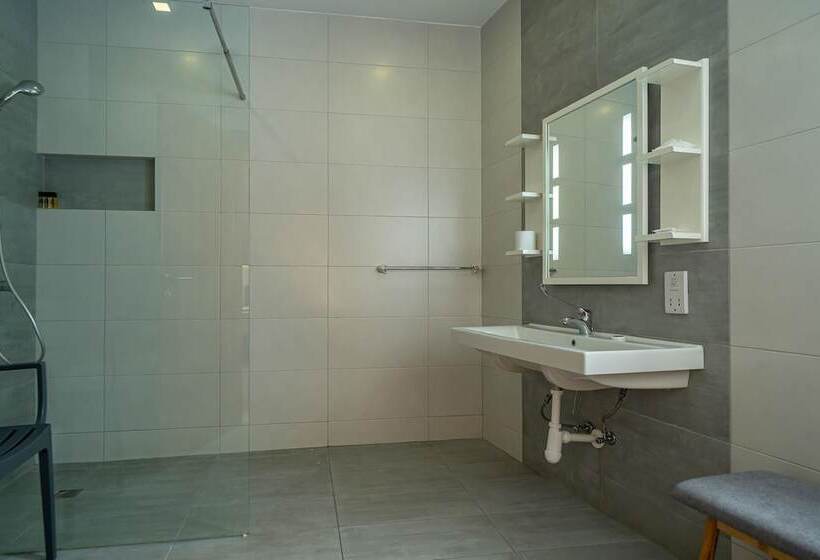 هتل Illogga Boutique