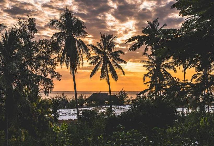 בית מלון כפרי Kae Funk Sunset Bungalows