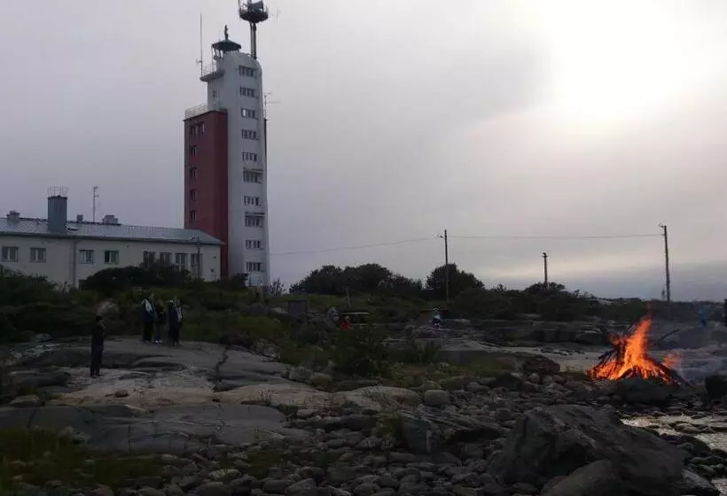 Hotelli Kylmäpihlaja Lighthouse