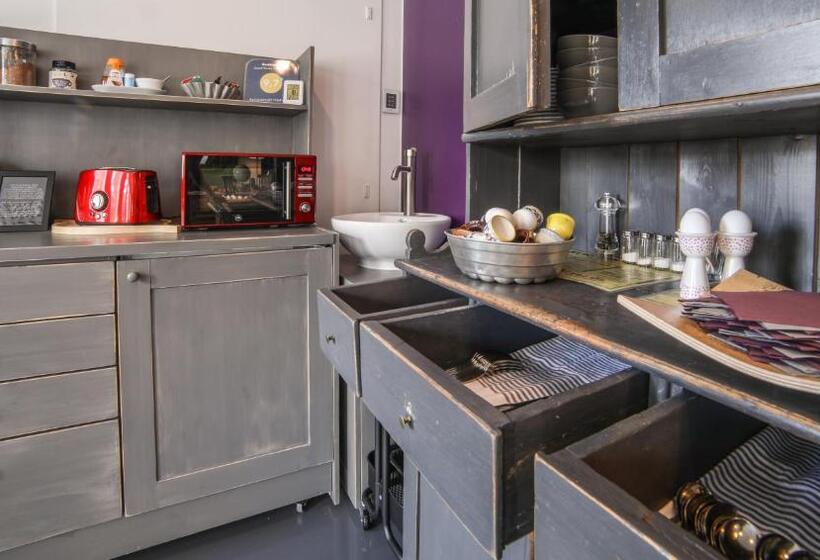 酒店 Li Hiljahelena